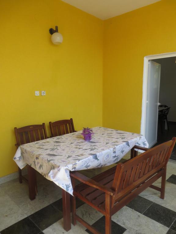 Apartments Tonka Pakoštane Quarto foto